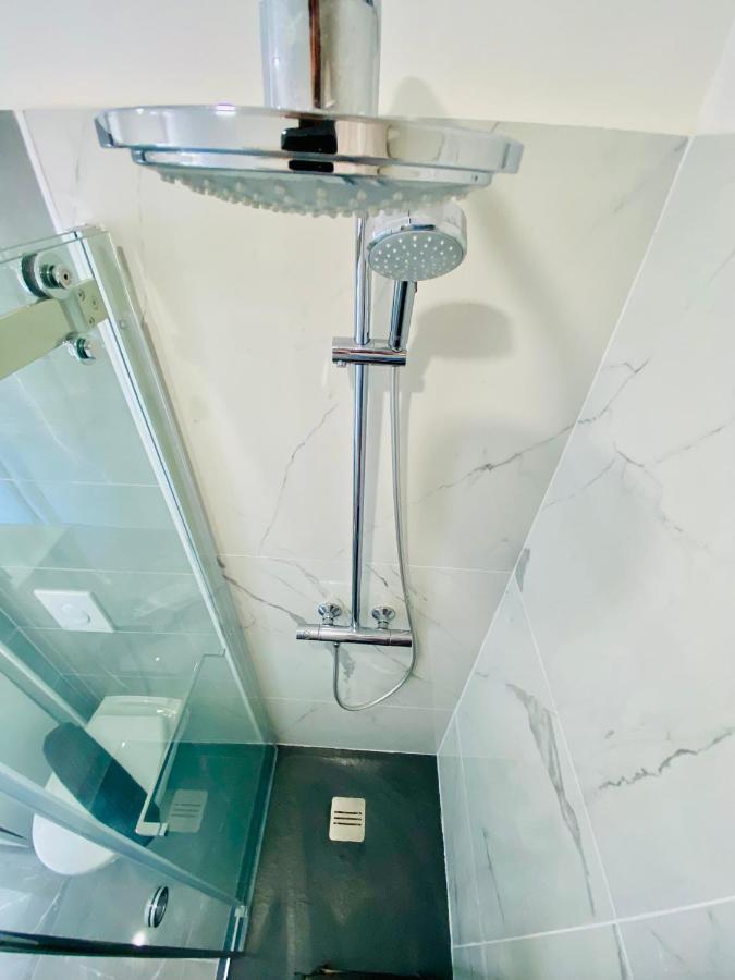 Lovely Apartment Heart Of Golden Square Fiber Wifi Νίκαια Εξωτερικό φωτογραφία